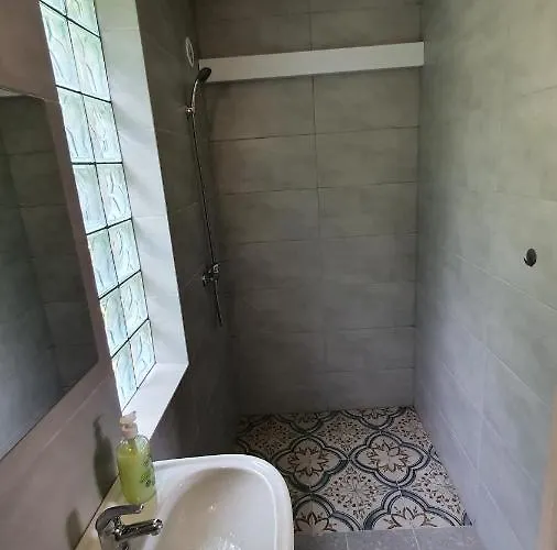 Motel Tawerna Rataje Goscinne *